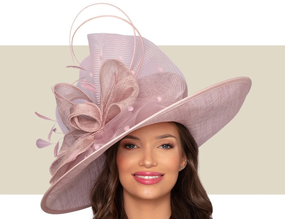 Wide-Brimmed Hat
